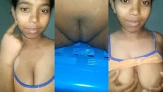 Cute student Girl Showing her boobs and tight pussy Indian MMS