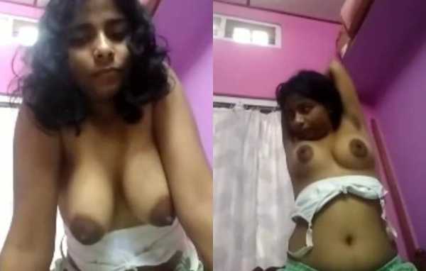 Desi Mature Collage Girl showing big boobs Indian MMS