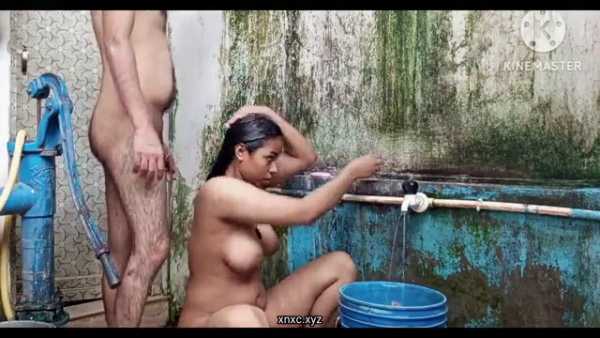 Desi villahe sexy hot bath Indian MMS