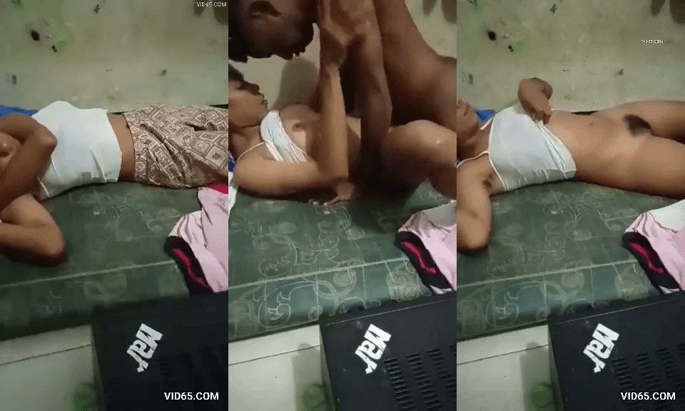 Very young sexy girl fucked after class Indian MMS